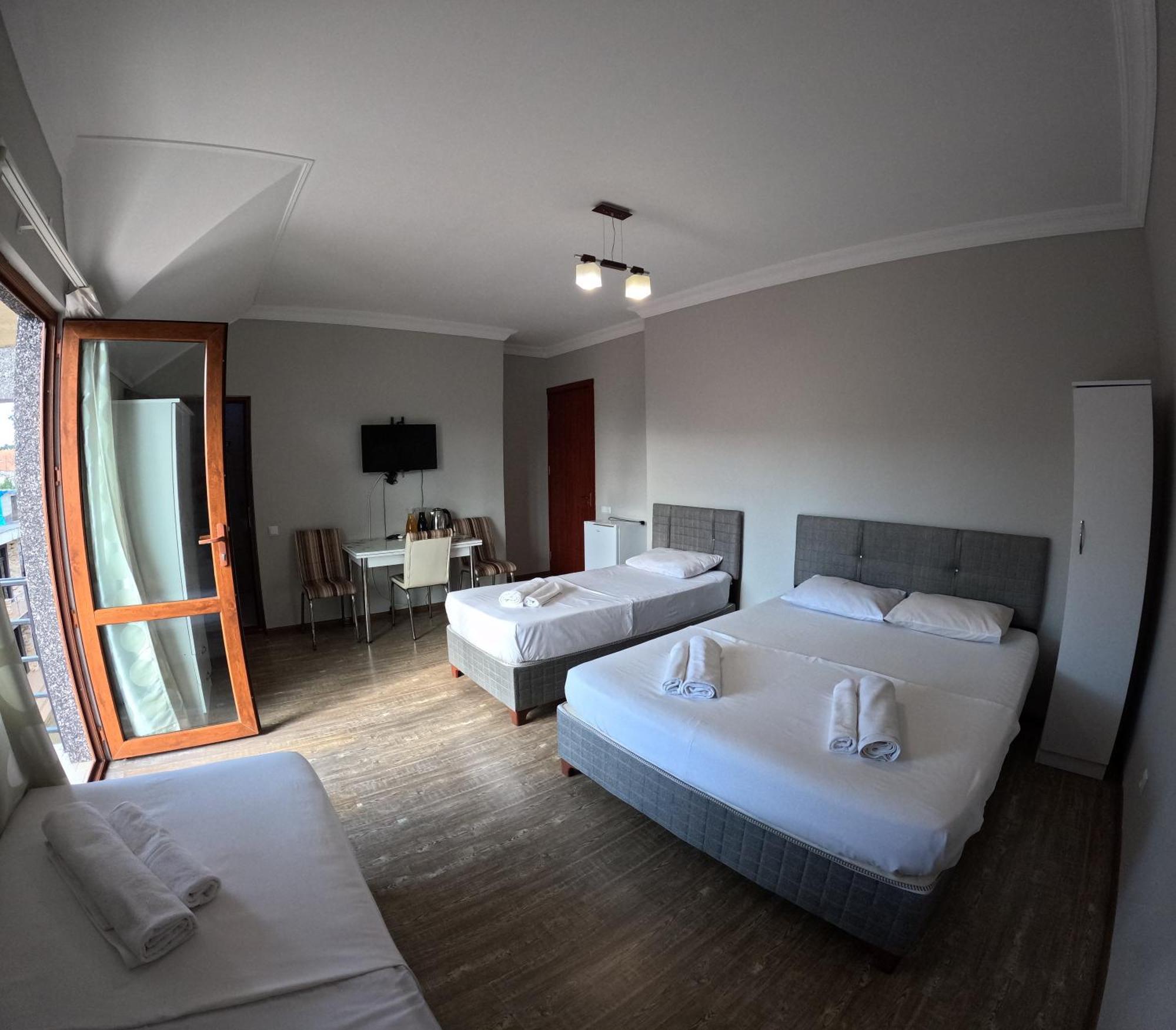 Elite Hotel Кобулети Екстериор снимка